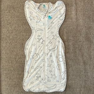 Love to Dream Baby Swaddle White/Grey Moon and Star